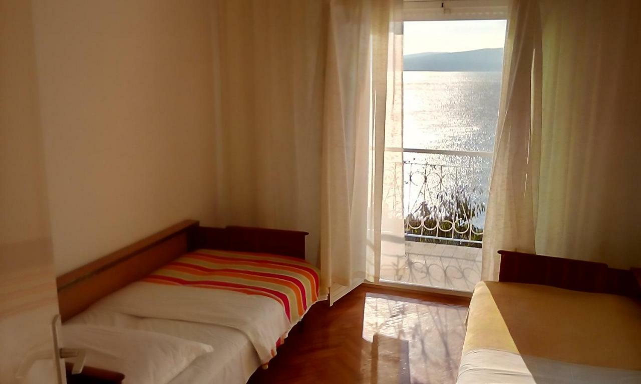 Apartment Antonija Senj  Luaran gambar
